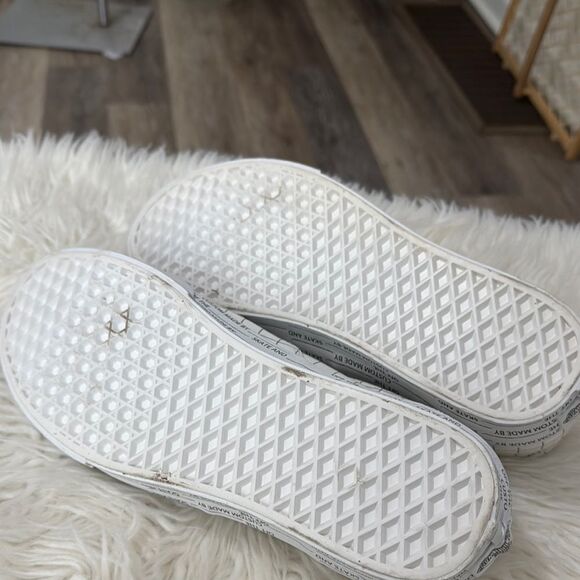 Vans White Grid Pattern Sneakers NWOT Size 11 - Picture 4 of 11